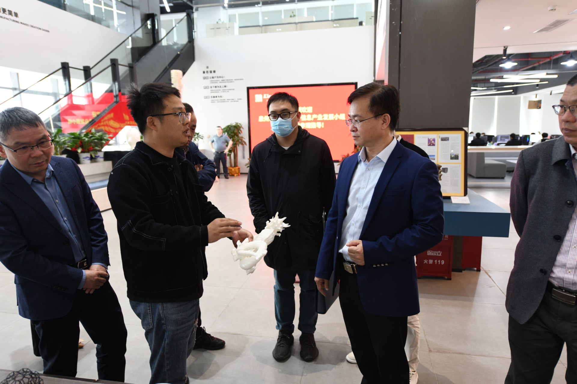 促协作，谋发展！泉州市洛江区电子信息产业发展小组莅临LEDONG.COM乐动,三维参观调研