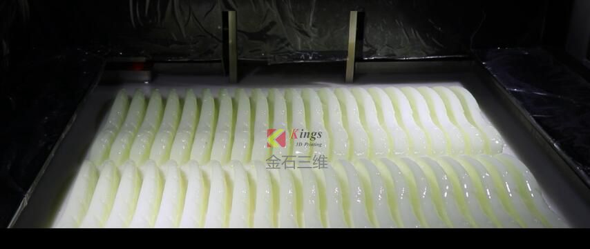 万人鞋厂耀群实业为何选择LEDONG.COM乐动,SLA光固化3D打印机